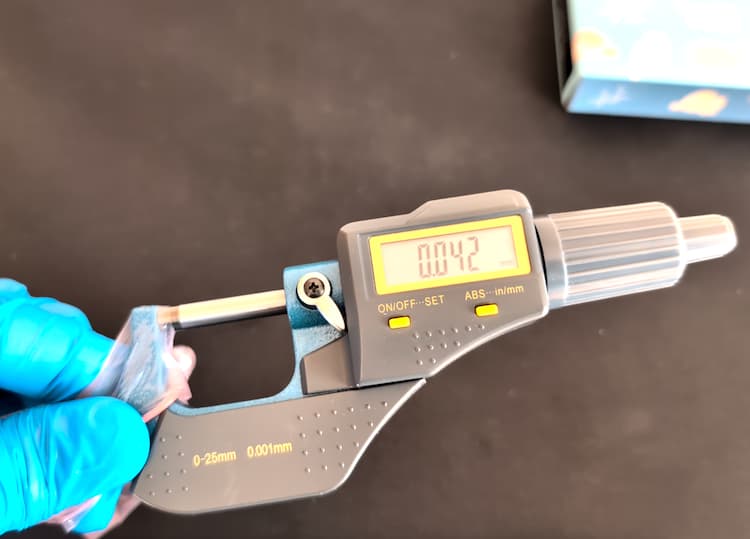 Measuring the Thickness of Ususu 1000 Cat Design