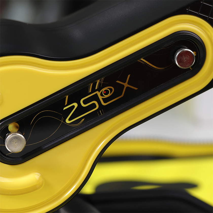 X8 ポータブルスラストセックスマシン - プラグイン - イエロー